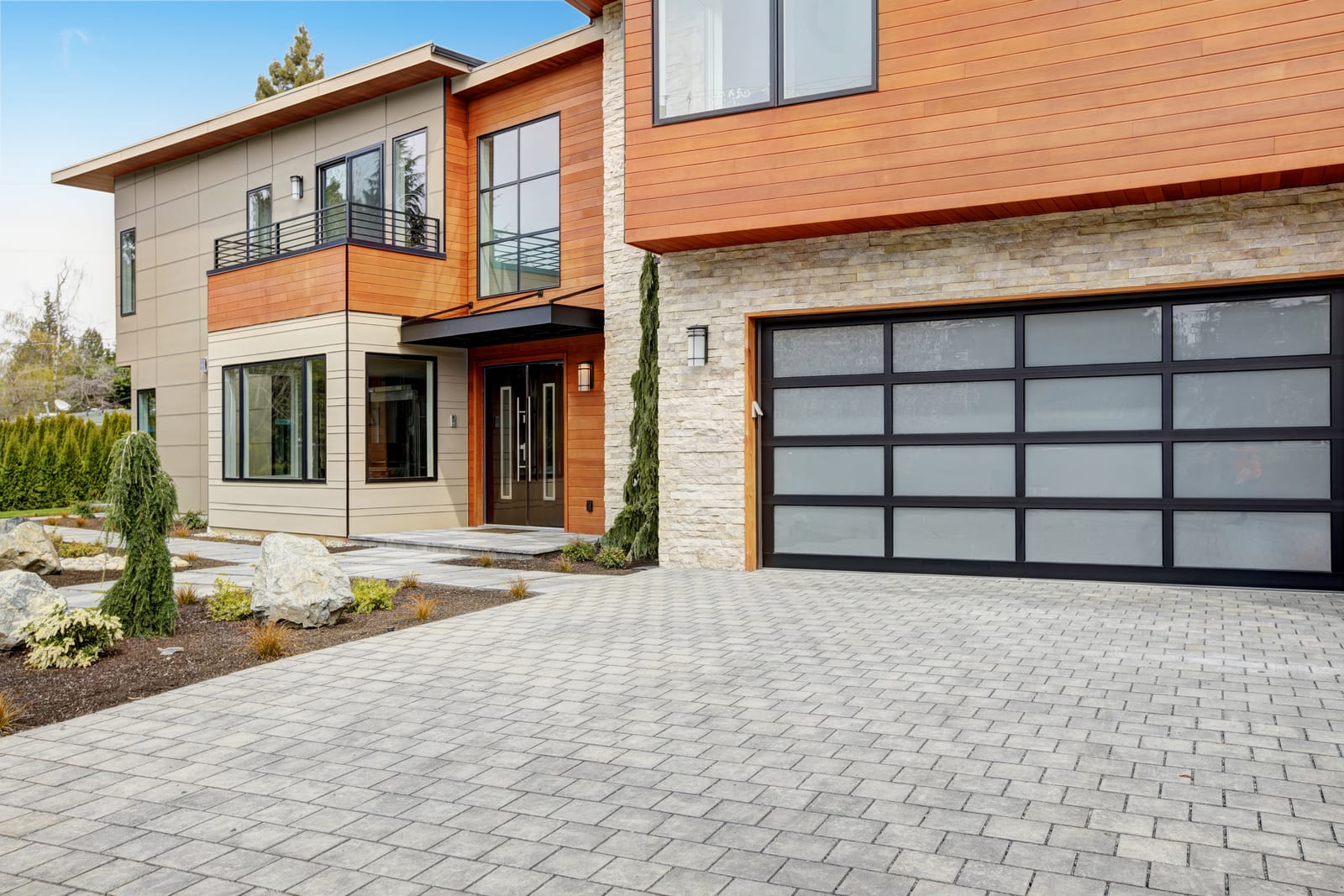 Porte de garage sur mesure (soumission)
